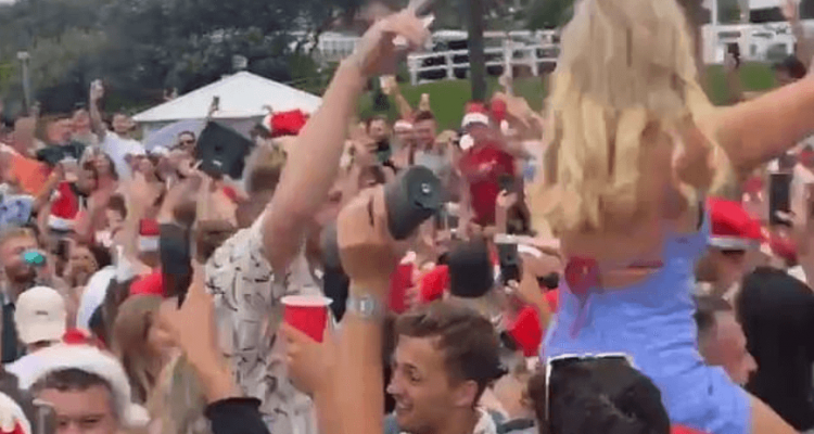 Australians call for deportation of British backpackers after Christmas Day beach party | Secret Flying