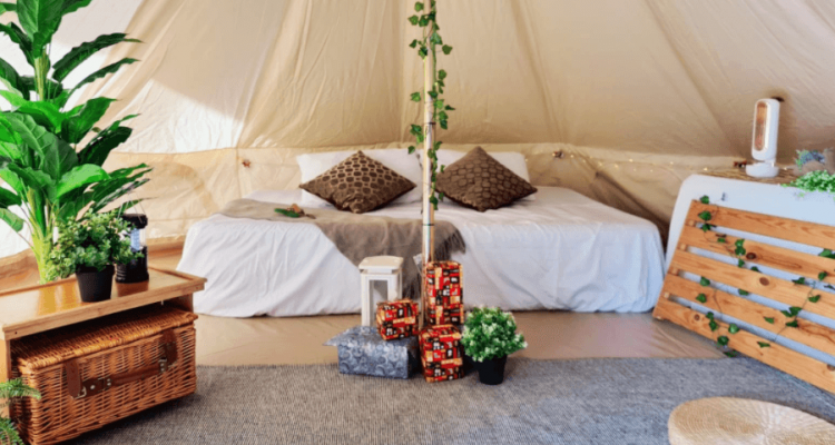 Singapore Airport offers overnight glamping in terminal | Secret Flying