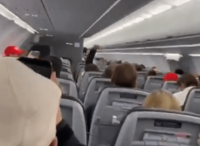 Pilot threatens to ‘dump’ pro-Trump passengers in Kansas after they refuse facemasks and chant ‘USA’ during flight | Secret Flying