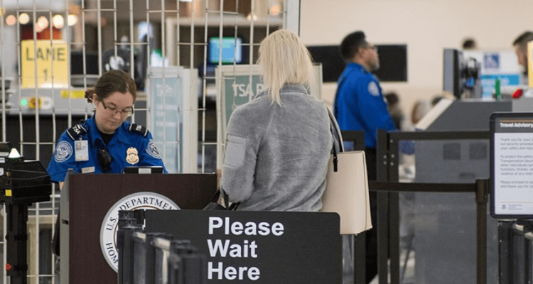 TSA agent convicted for tricking woman into showing breasts at LAX | Secret Flying