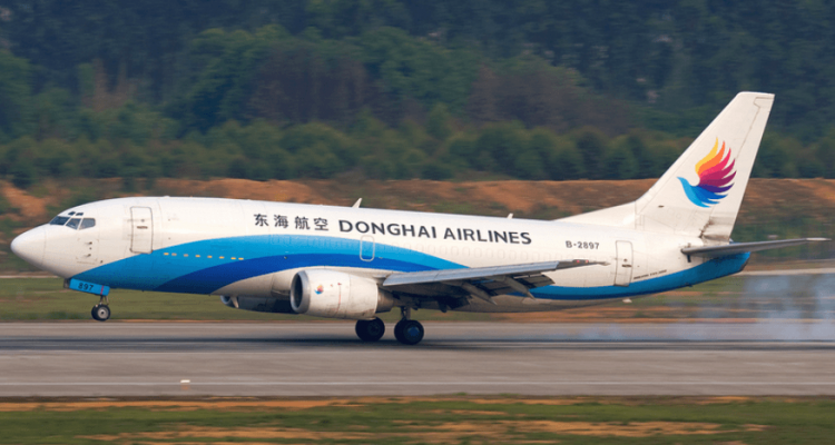 Chinese airline captain and flight attendant fight leading to broken arm and missing tooth | Secret Flying Chinese airline captain and flight attendant fight leading to broken arm and missing tooth | Secret Flying