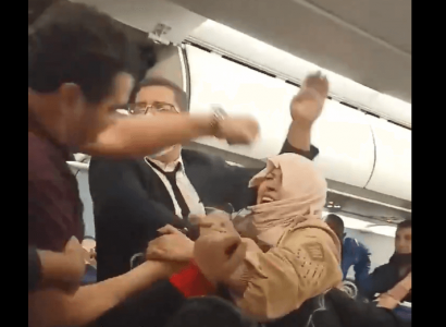 VIDEO: Crazy scenes as Tunisair passengers fight over luggage space | Secret Flying