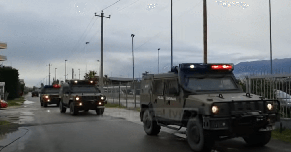 Albanian military sent to main airport to end air traffic control strike