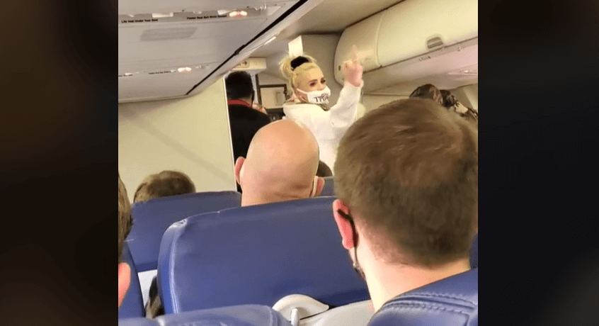 VIDEO: Southwest passengers cheer as woman ‘refusing face mask’ thrown off flight