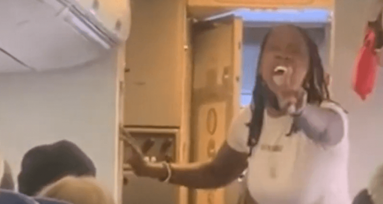 VIDEO: Woman kicked off flight for removing mask accuses Southwest Airlines of racism | Secret Flying