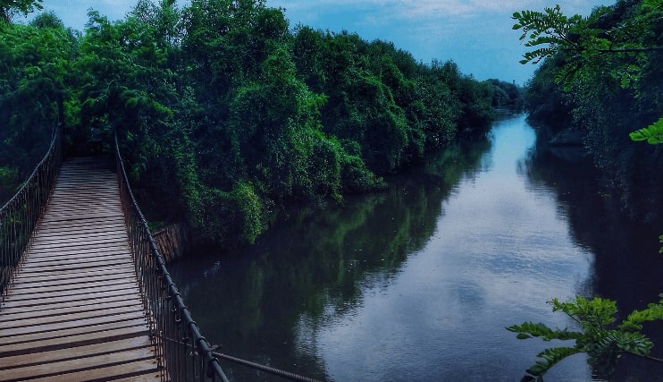 Krakow, Poland to Jakarta, Indonesia for only €365 roundtrip