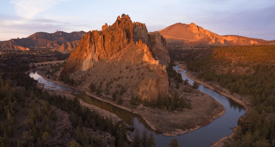 Non-stop from Phoenix, Arizona to Redmond, Oregon (& vice versa) for only $91 roundtrip (Mar-May dates)