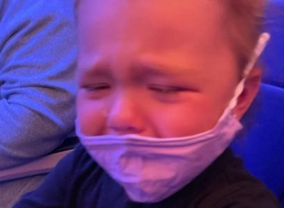 Mother claims Southwest attendant told her to ‘glue’ face mask to two-year-old’s face | Secret Flying
