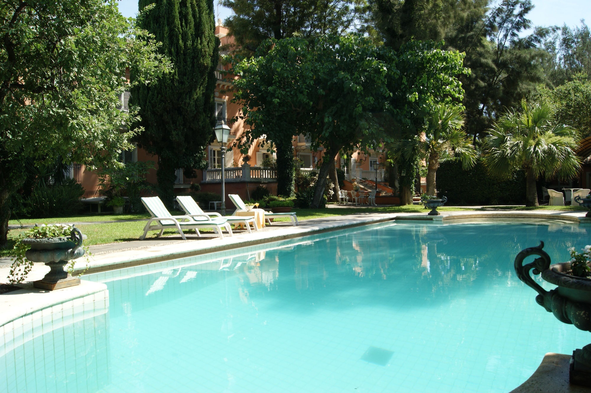 XMAS: 4* Hotel Villa Paradiso dell’Etna in Marche, Italy for only $39 USD per night