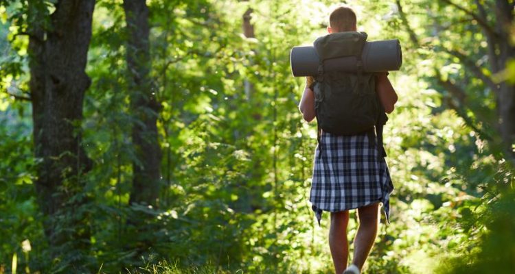 Indonesian minister says backpackers not welcome in Bali instead opting for ‘clean’ tourists | Secret Flying