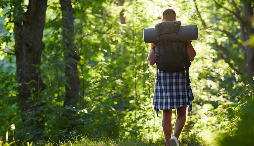 Indonesian minister says backpackers not welcome in Bali instead opting for ‘clean’ tourists