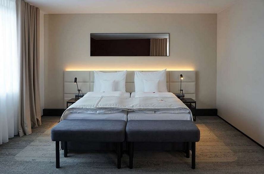 😲 CRAZY HOT 😲 4* Clarion Congress Hotel in Prague, Czech Republic for only $4 USD per night