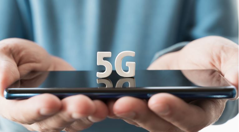 US airlines warn 5G wireless could disrupt thousands of daily flights