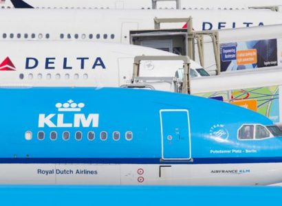 19 Orthodox Jews sue Delta & KLM for alleged antisemitism after they were kicked off two separate flights | Secret Flying
