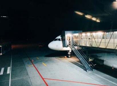 Aeromexico flight diverted after three passengers cause disturbance for being refused alcohol | Secret Flying
