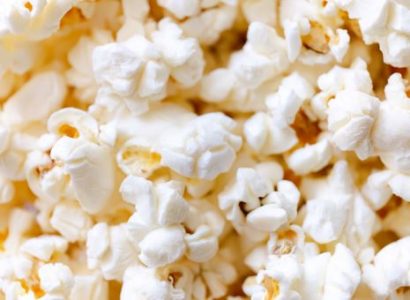 Woman with coeliac diseases left ‘starving’ after being offered popcorn and chocolate on British Airways flight | Secret Flying