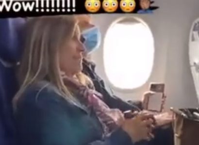Again an ‘anti-mask’ passenger compares herself to Rosa Parks as she is asked to leave the plane | Secret Flying