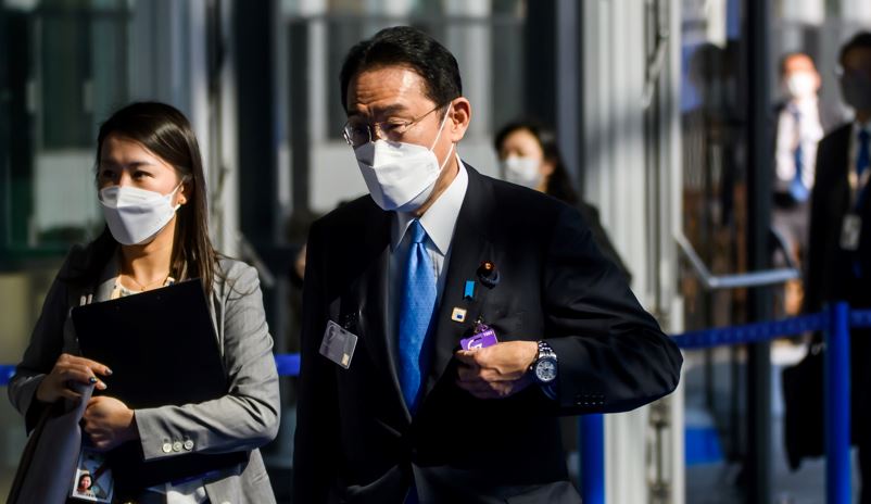 Japan PM hints at June reopening for tourists