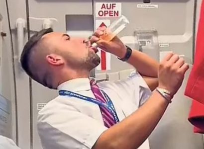 Ryanair flight attendant arrested and sacked after he was ‘filmed downing alcohol on flight’ | Secret Flying
