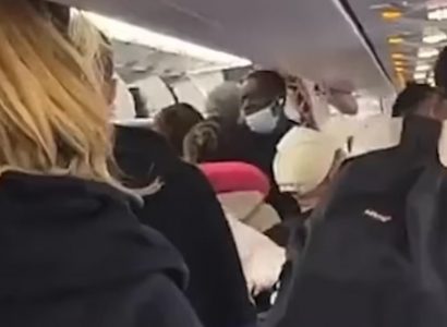 Crazy mass brawl breaks out on Wizz Air flight with British passenger punching pilot | Secret Flying