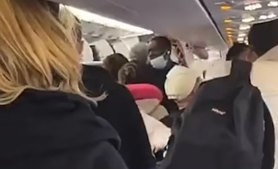 Crazy mass brawl breaks out on Wizz Air flight with British passenger punching p..
