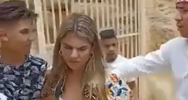 VIDEO: Thirteen teenagers arrested in Egypt for harassing female tourists at Giza Pyramids | Secret Flying