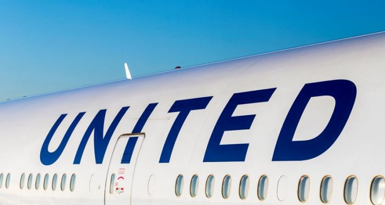 Californian man arrested after walking on United plane wing during taxi | Secret Flying