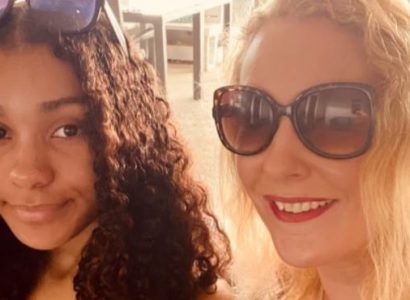 Girl almost dies on BA flight after fellow passenger ‘refused to stop eating nuts’ | Secret Flying