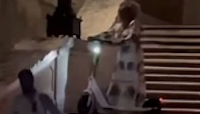 VIDEO: American tourist throws scooter down Rome’s Spanish Steps causing €25k in damage | Secret Flying VIDEO: American tourist throws scooter down Rome’s Spanish Steps causing €25k in damage | Secret Flying