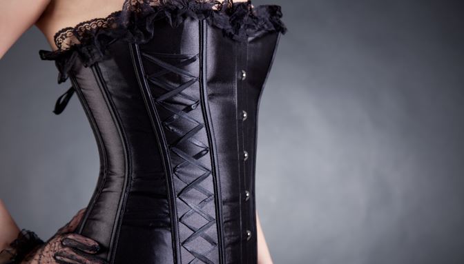 Southwest passenger claims she was kicked off flight for defending a ‘slut-shamed’ woman wearing a corset | Secret Flying Southwest passenger claims she was kicked off flight for defending a ‘slut-shamed’ woman wearing a corset | Secret Flying