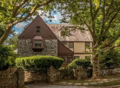 The Godfather mansion is on Airbnb for only $50 per night | Secret Flying