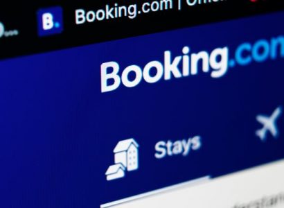 100 tourists arrive at unsuspecting London home amid Booking.com accommodation scam | Secret Flying
