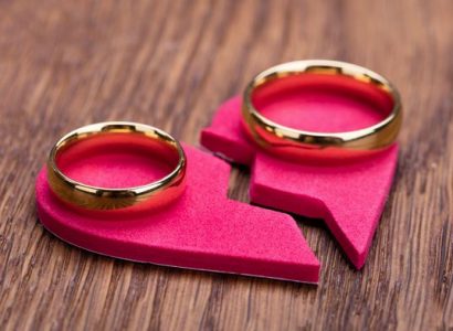 Woman runs off with luggage & £5k while fiancée is in airport toilets the day before wedding | Secret Flying