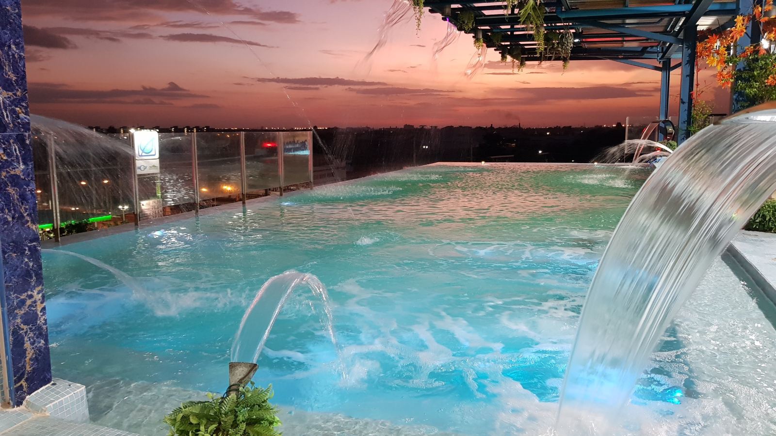 5* BlueTel Re’sidencE Bangkok Impact in Amphoe Pak Kret Thailand for only $29 USD per night
