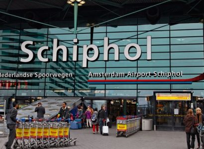 Amsterdam’s Schiphol Airport chief quits after summer of travel chaos | Secret Flying