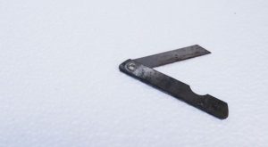 Utah man puts razor to woman's throat on JetBlue flight