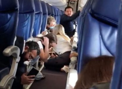 Sinaloa cartel shoots at Aeromexico plane in retaliation of El Chapo son’s arrest | Secret Flying
