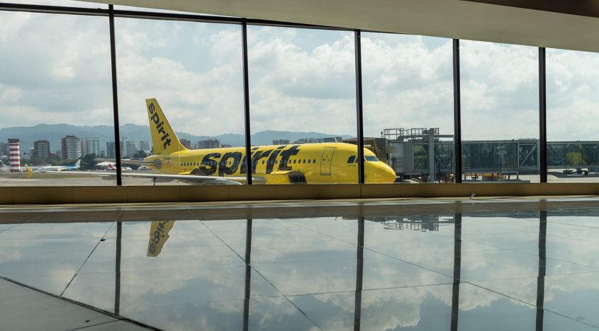 Spirit Airlines denies Puerto Rican family without a passport on a domestic US flight