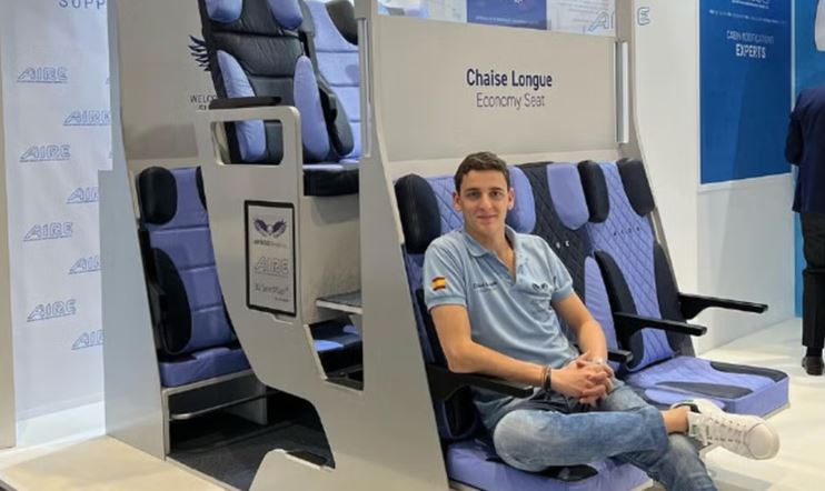 “Fun for the farter, not so much for the fartee” – Double-decker plane seat sparks furious debate