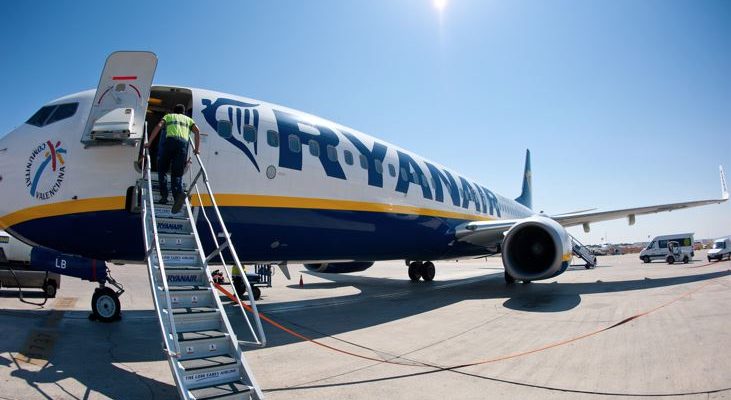 ‘Landing in Palestine’: Ryanair flight attendant sparks debate after announcement | Secret Flying