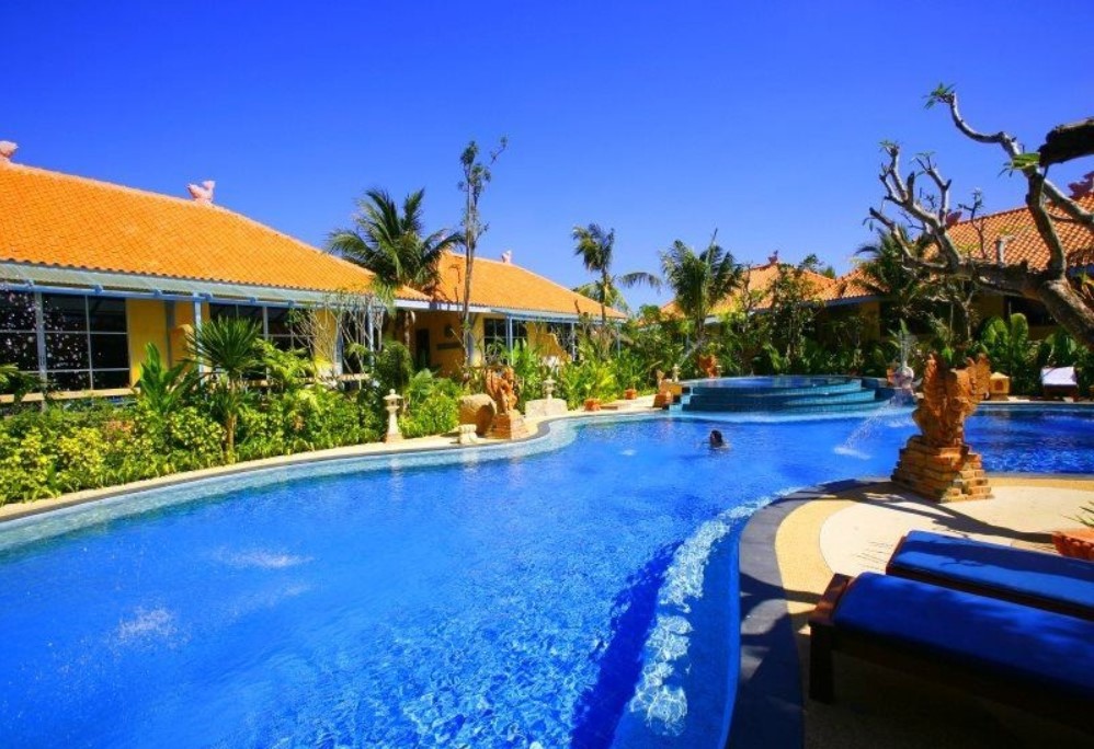 4* Aochalong Villa Resort & Spa in Phuket, Thailand for only $24 USD per night