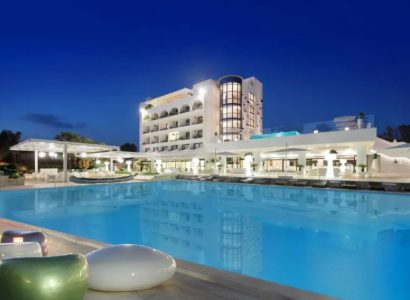 Cheap hotel deals in Paestum, Italy | Secret Flying