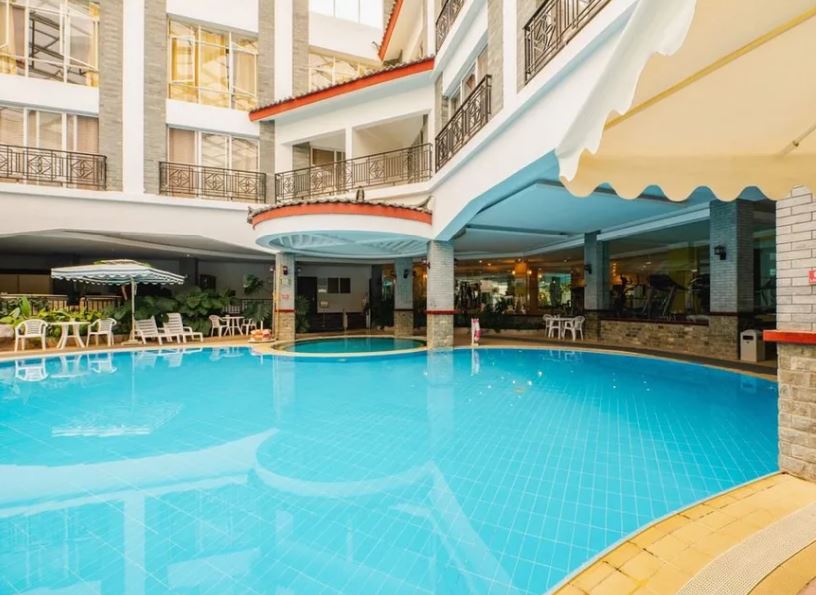 5* Wonderport International Hotel in Lijiang, China for only $52 USD per night