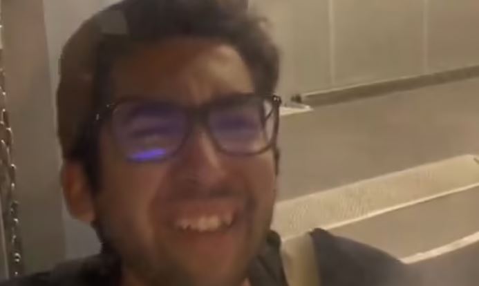 VIDEO: American tourist kicks airplane door after missing flight in Colombia