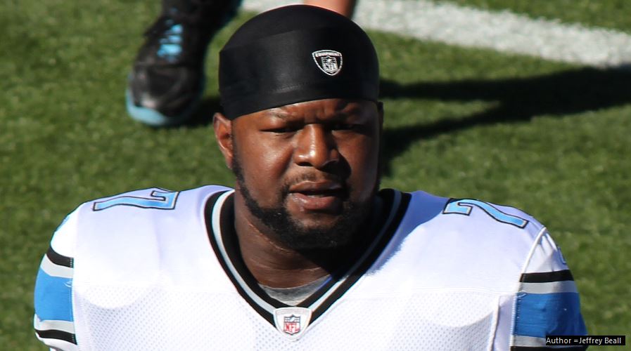Ex-NFL player arrested after ‘urinating on passenger’ on Delta flight