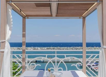 Cheap hotel deals in Synoikismos Panteleimonos, Greece | Secret Flying