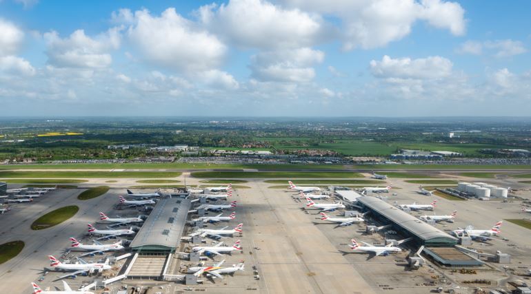 Huge fire closes London’s Heathrow Airport, more than 1,000 flights affected