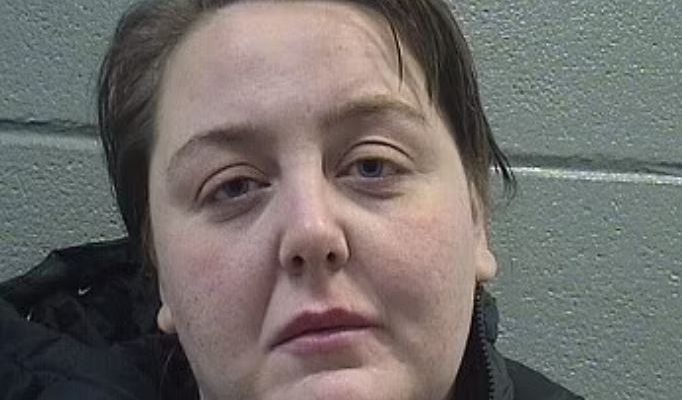 British beautician ‘drugs mule’ tries to trick ICE agents in bid to evade justice | Secret Flying