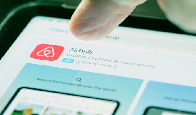 Spain clamps down on Airbnb as anti-tourism protests intensify | Secret Flying