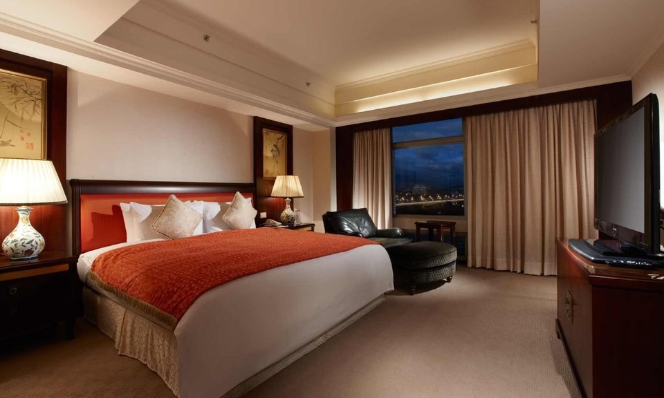 5* Hotel Kuva Chateau in Taoyuan City, Taiwan for only $44 USD per night